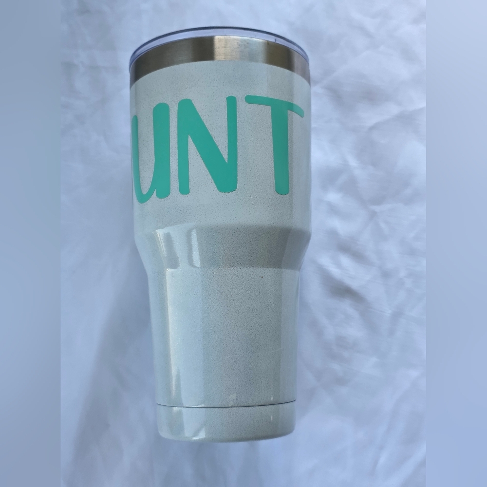 White and Green Tumbler Says AUNT